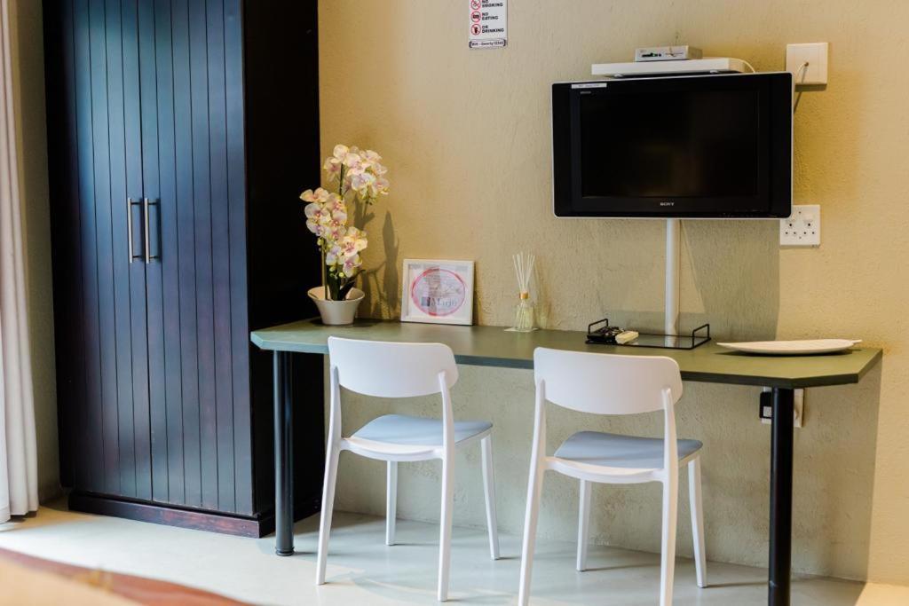 Mariu Upmarket Accommodation Νέλσπρουιτ Εξωτερικό φωτογραφία